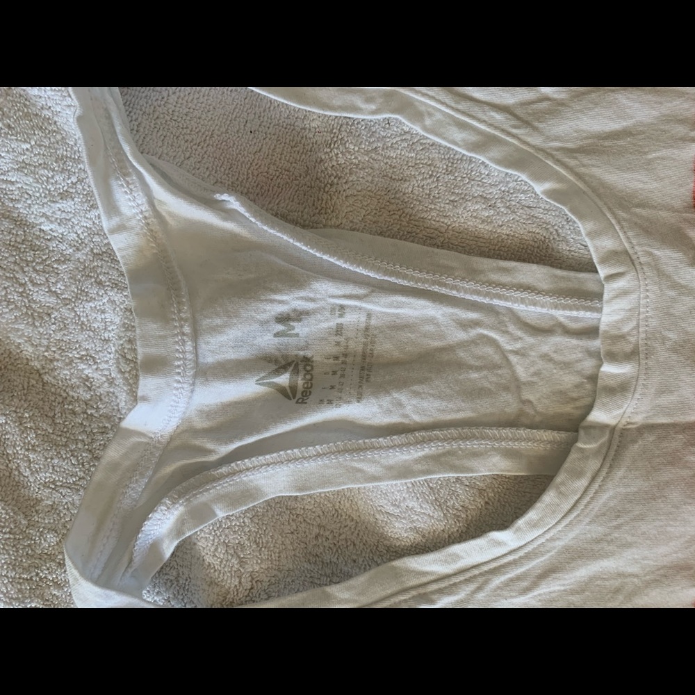 Tank from Reebok - Picture 2 of 4